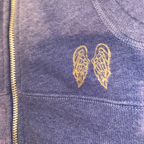 NWOT~VICTORIAS SECRET SUPERMODEL ESSENTIALS~RARE RHINESTONE ZIP UP~WOMENS SMALL - Picture 4 of 6